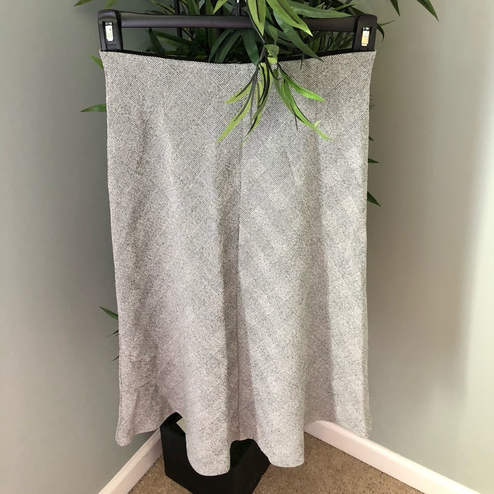Midi skirt from H&M. Brand new, with tags